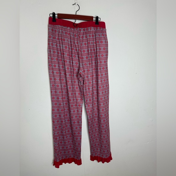 Simply Southern Poinsettias Print Christmas Pajama Pants - Picture 6 of 7